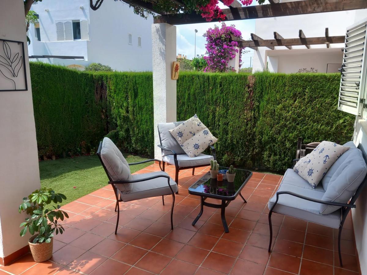 2 Bedroom, Sea Front Complex W Pool And Private Garden خافييا المظهر الخارجي الصورة